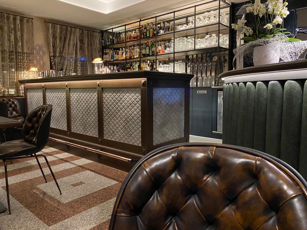 Bar Blanc