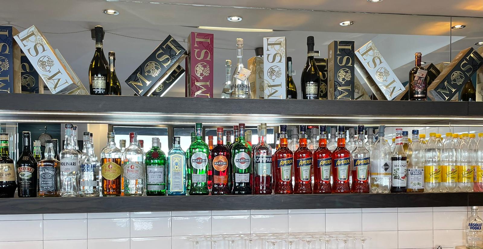 Bar Blu