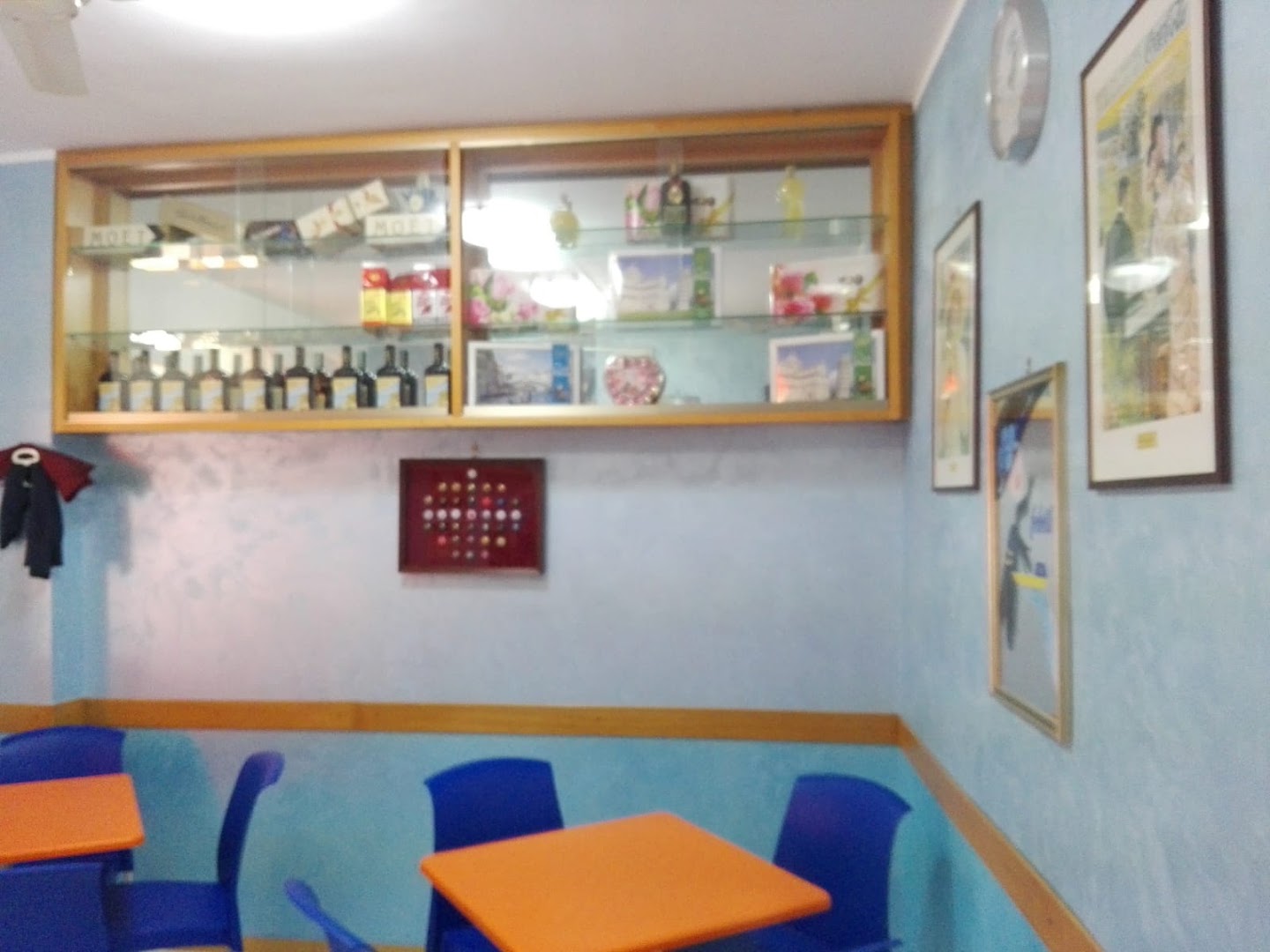 Bar Blue Moon