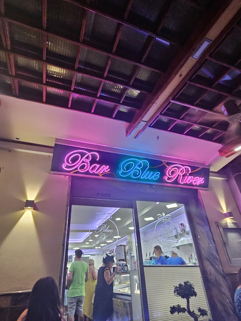 Bar Blue River