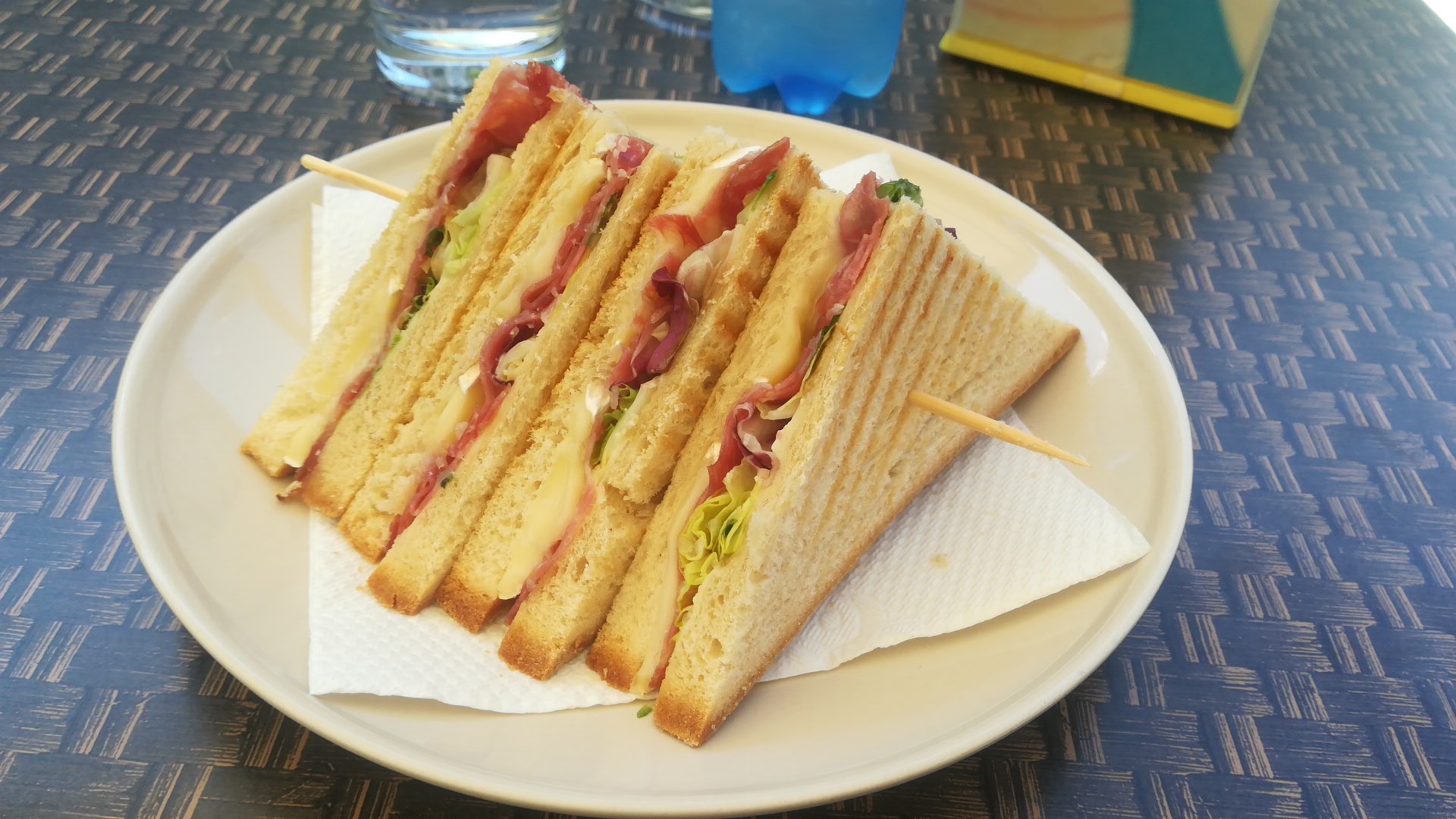 Bar Bobo di Liu Sufeng