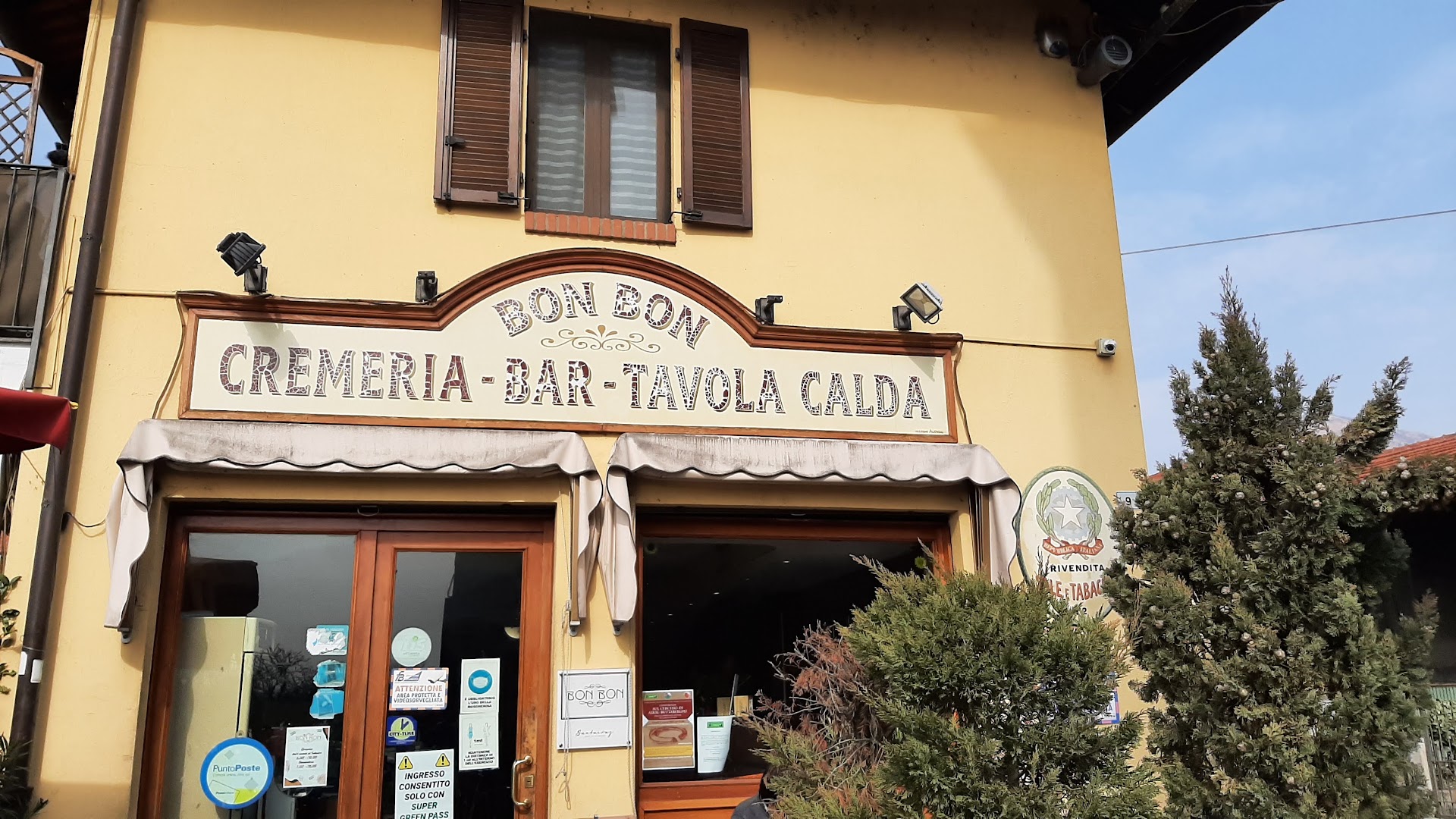 Bar Bon Bon
