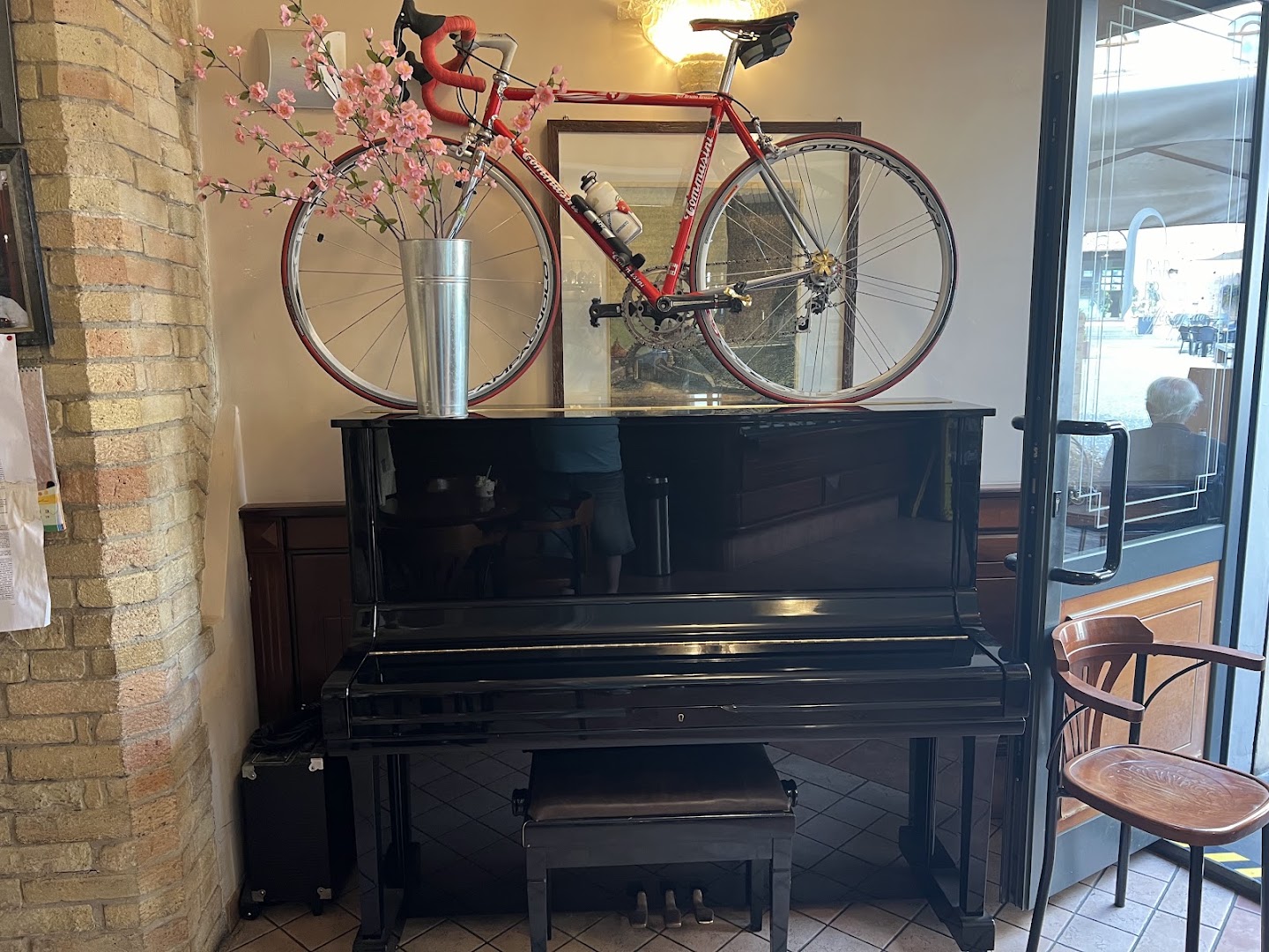 Bar Brozzi, Spello