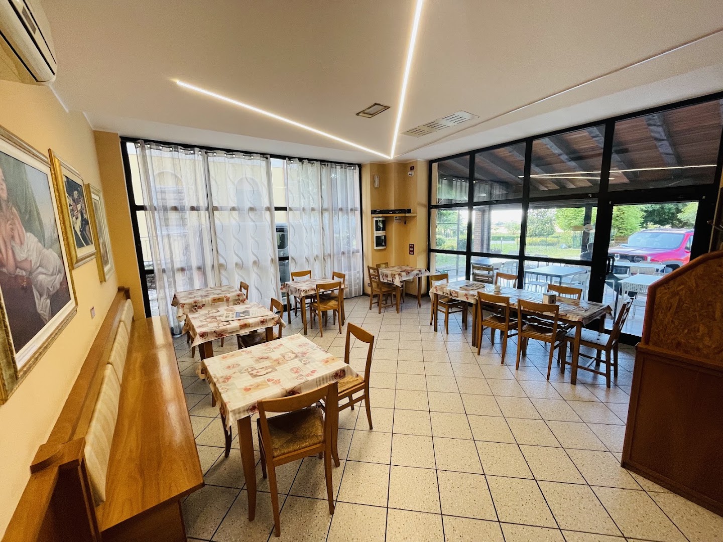 Bar bruschetteria rivendita vino Al Calice D’Oro
