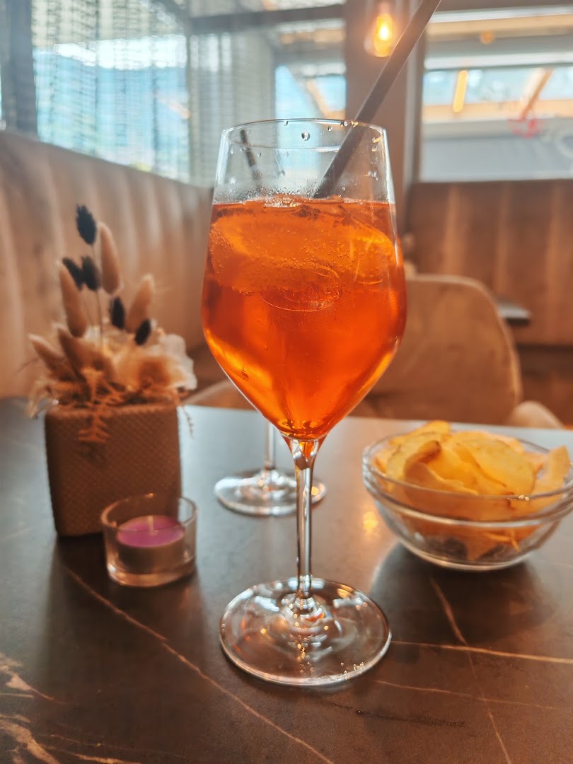 Bar Café Ins' Platzl