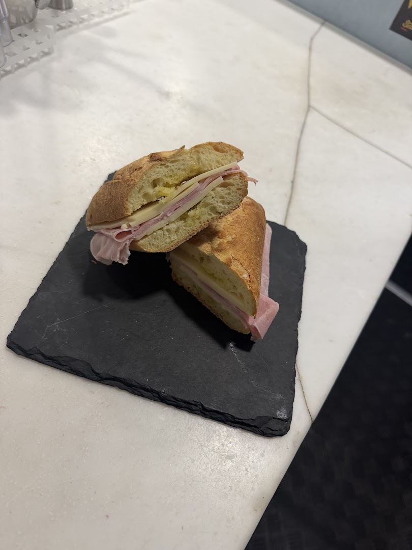 Bar Cafe'De Paris, Bologna