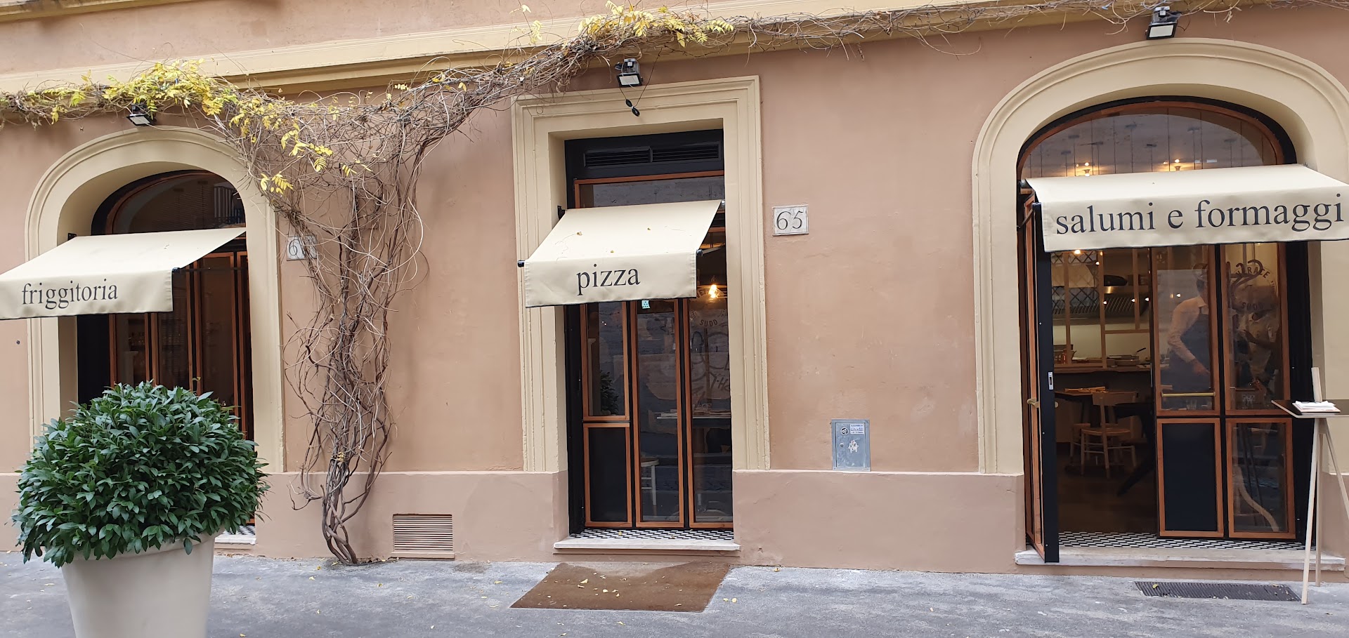 Bar Caffe' Maneschi