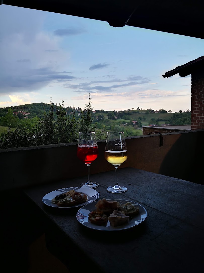 Bar Caffetteria Fragole Cari & gli Sciapa-suc