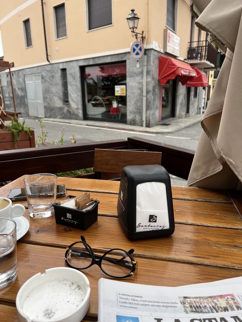 Bar Caffetteria Fragole Cari & gli Sciapa-suc