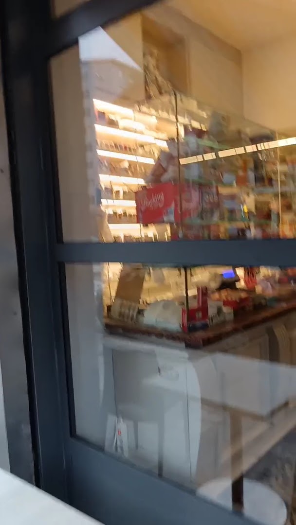 Bar Caffetteria Gelati di Li Sujiao - Partner Elfbar Lost Mary
