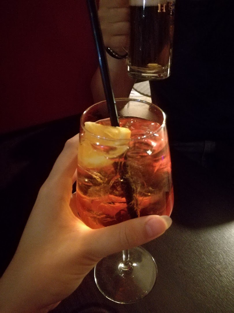 Bar Canasta