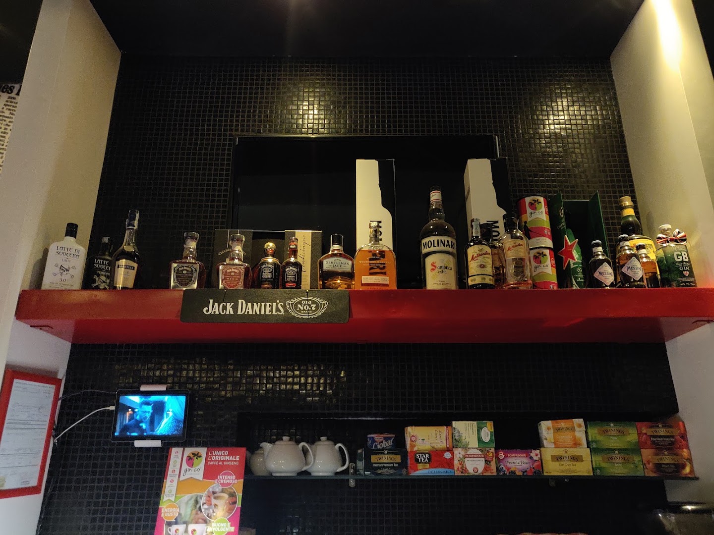 bar centoquarantuno