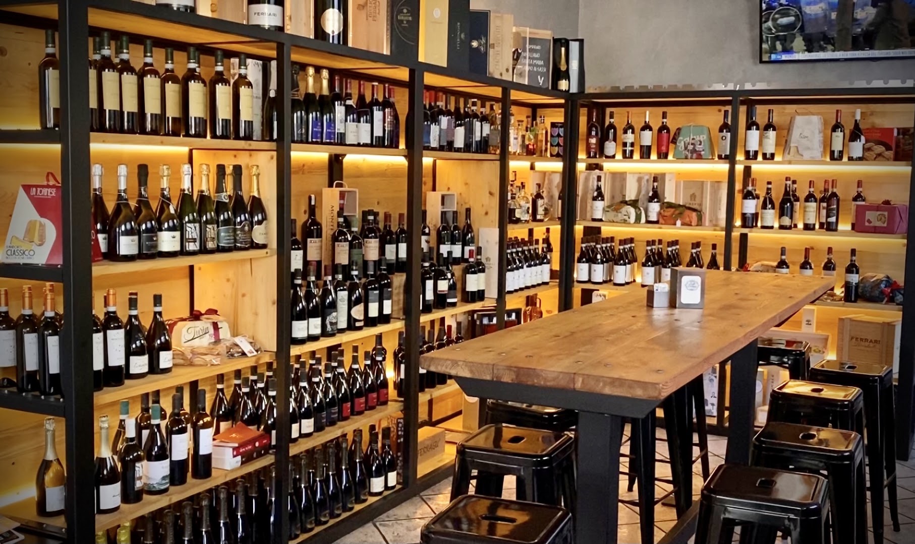 Bar Centrale Al Porteghetto | Birreria, Aperitivi, Ristorante, Hamburger, Enoteca e Tabacchi