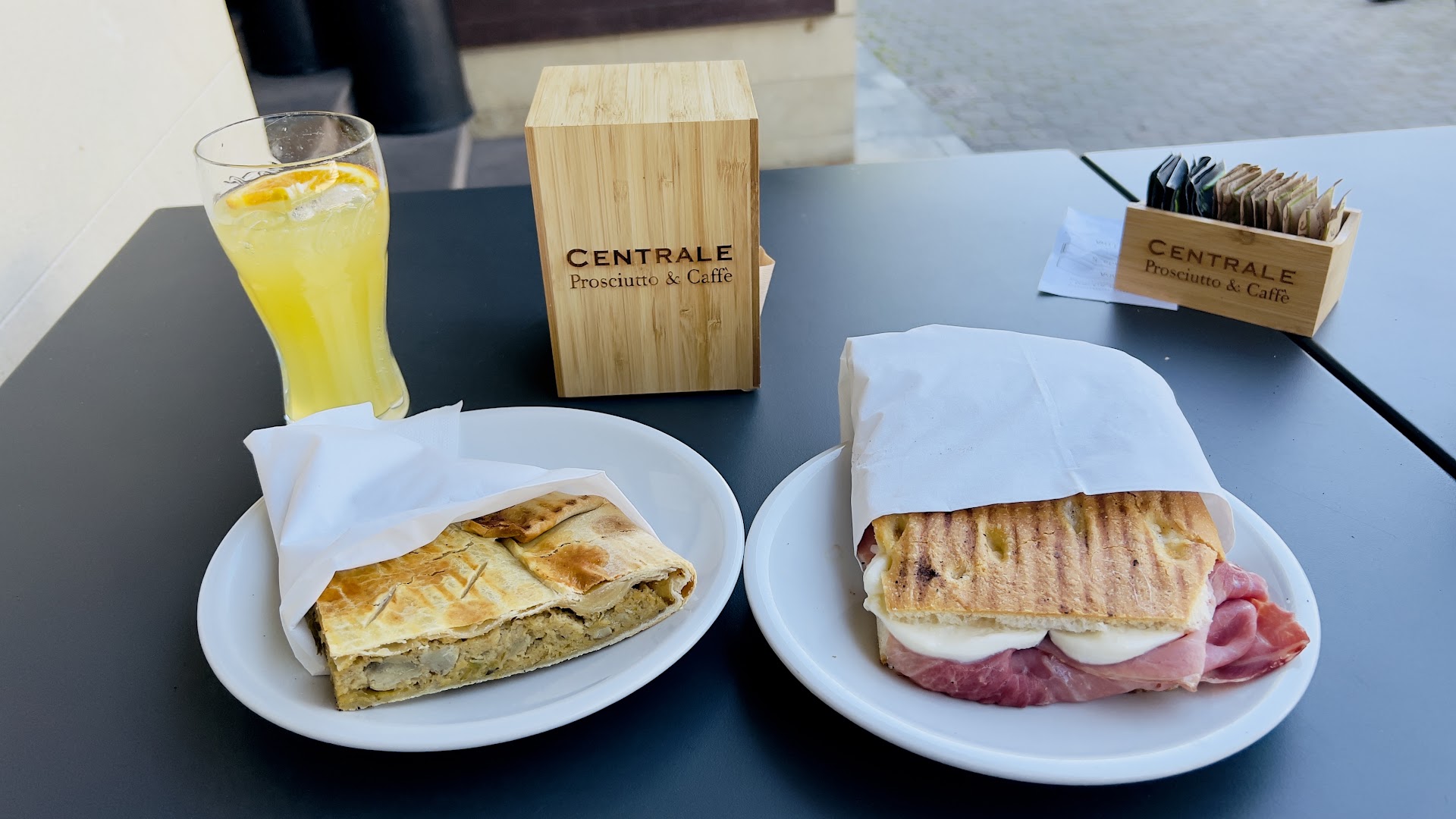 Bar Centrale Collecchio Prosciutto e Caffè