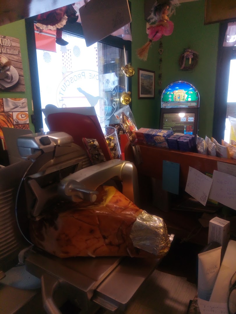 Bar Centrale con degustazione prosciutto