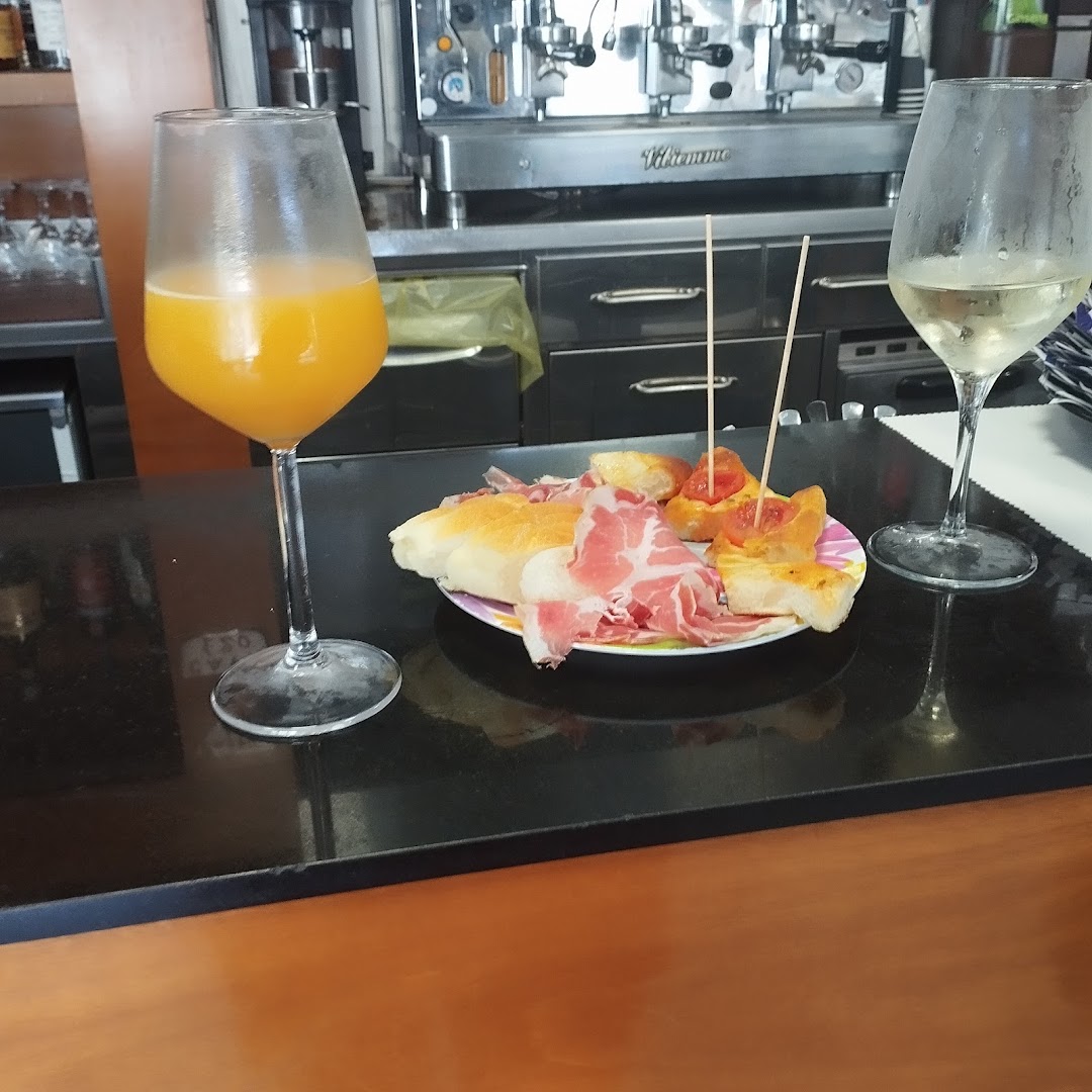 Bar Cheers