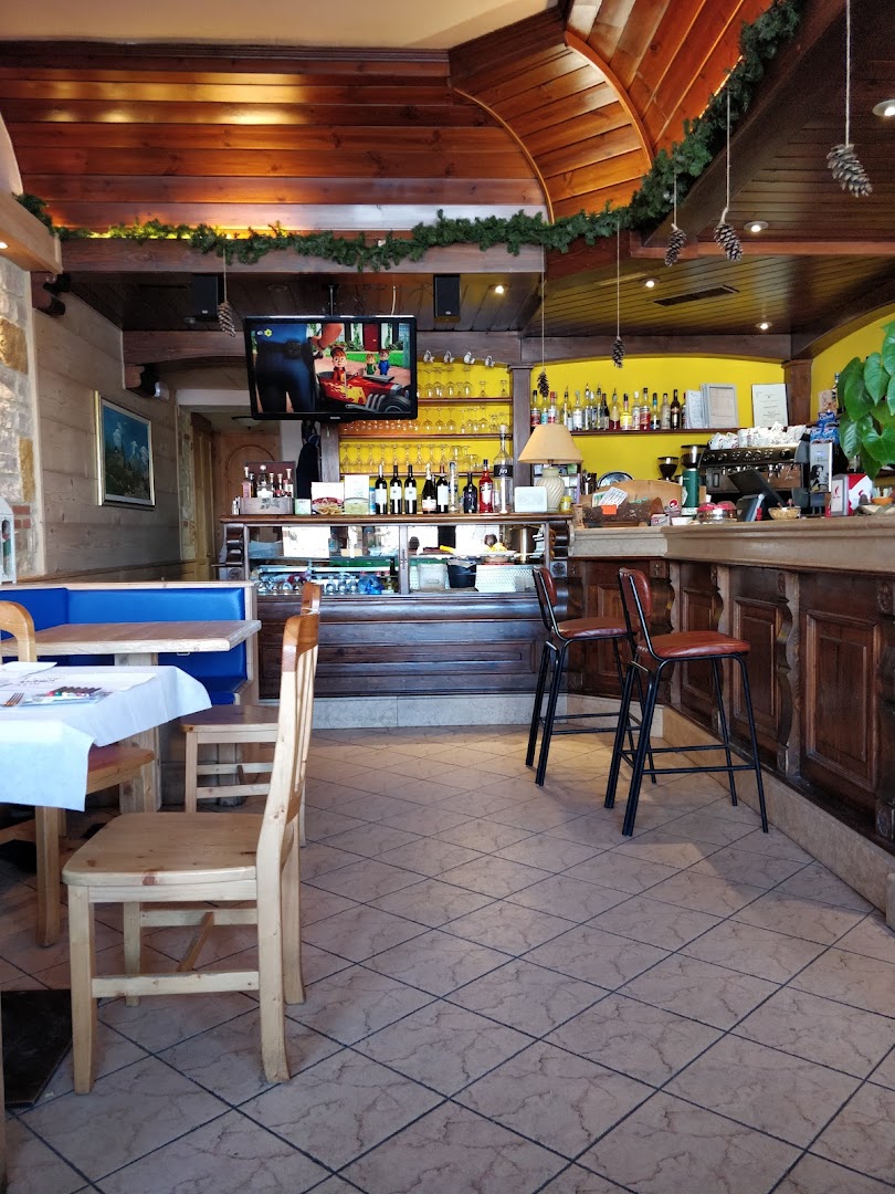 Bar Cima 12