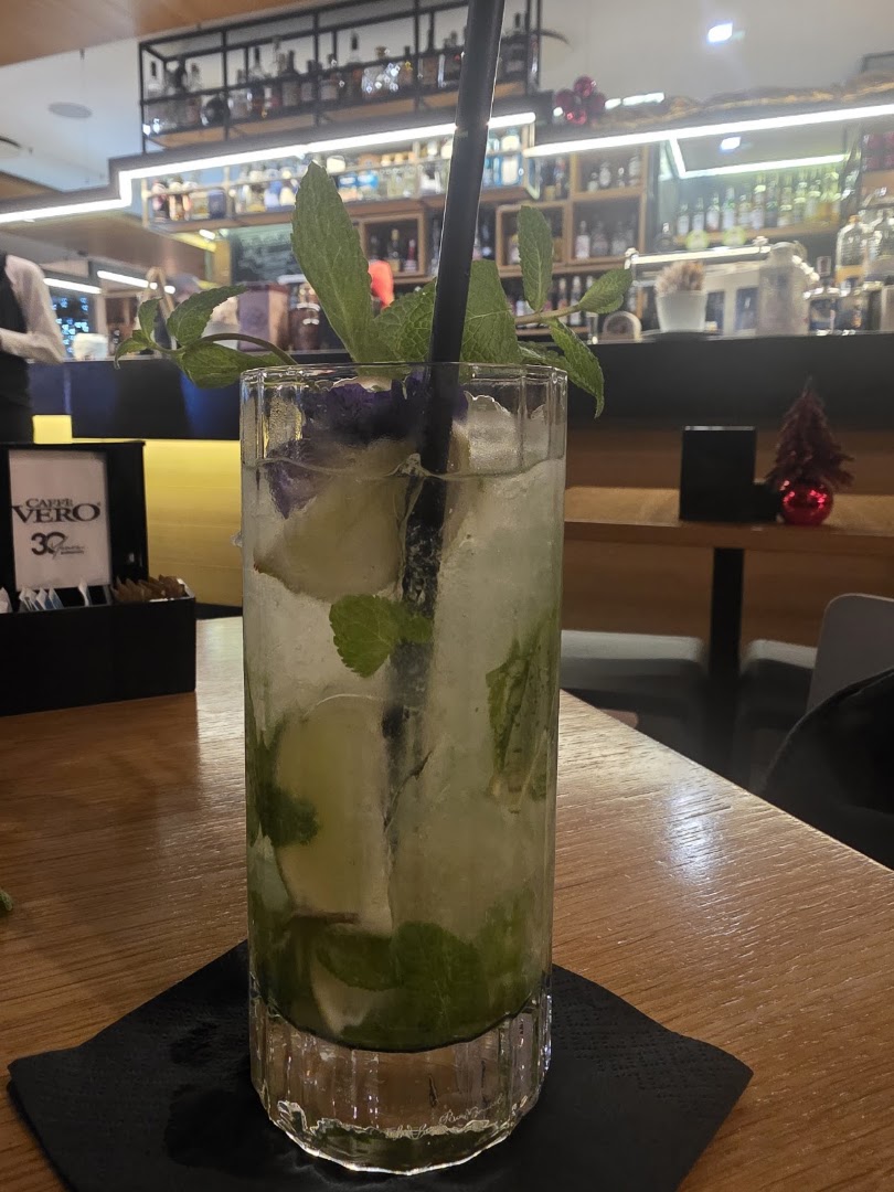 Bar Civico 18, Trescore Balneario