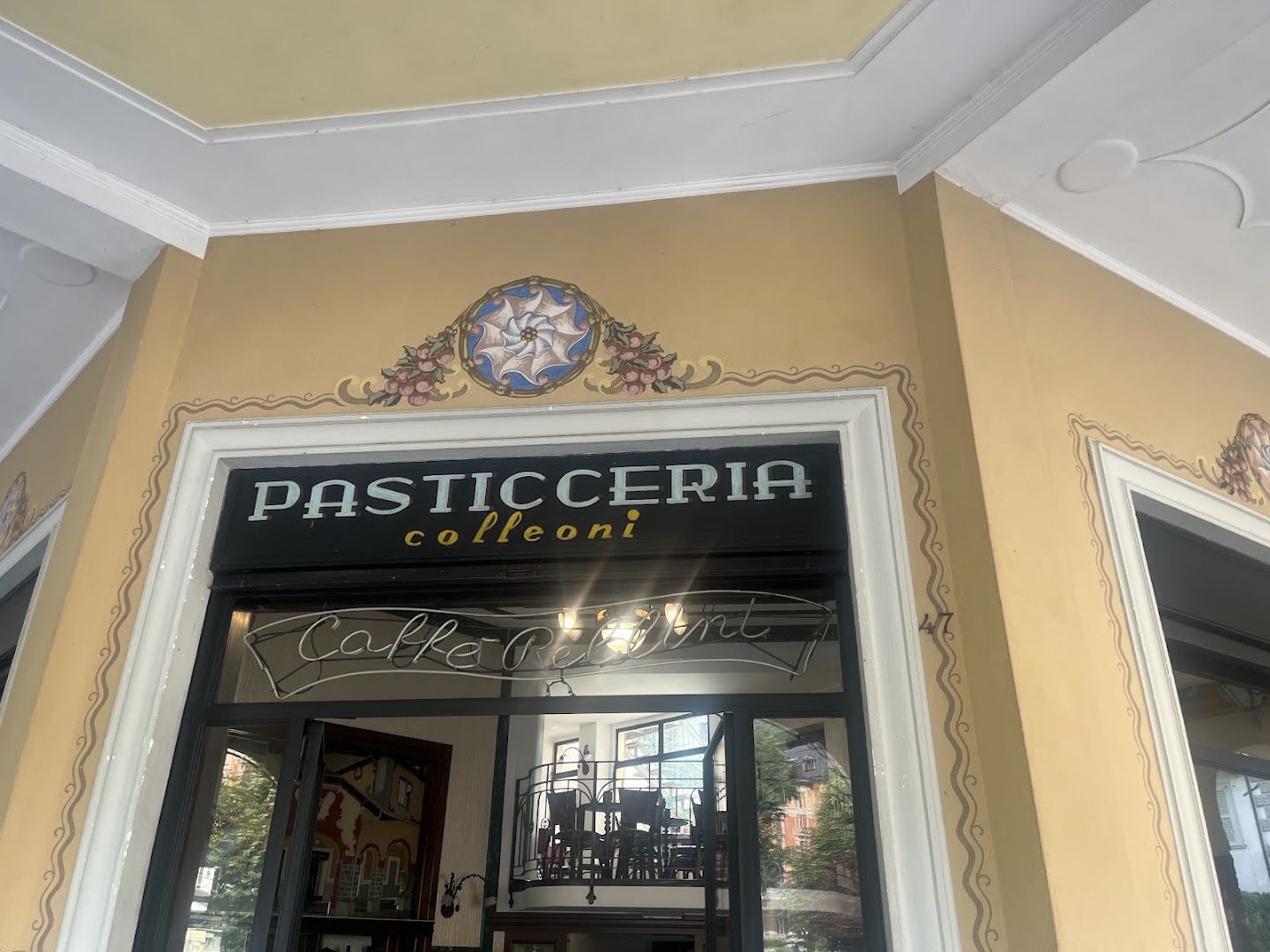 Bar Colleoni