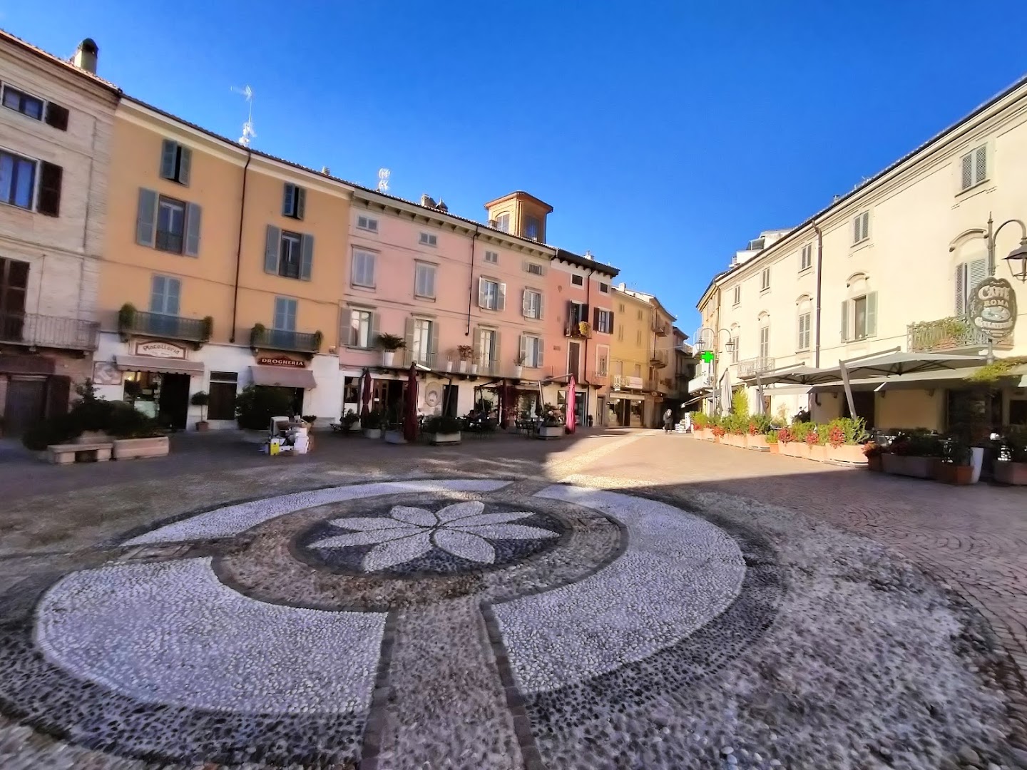 Bar_Collo, Moncalvo