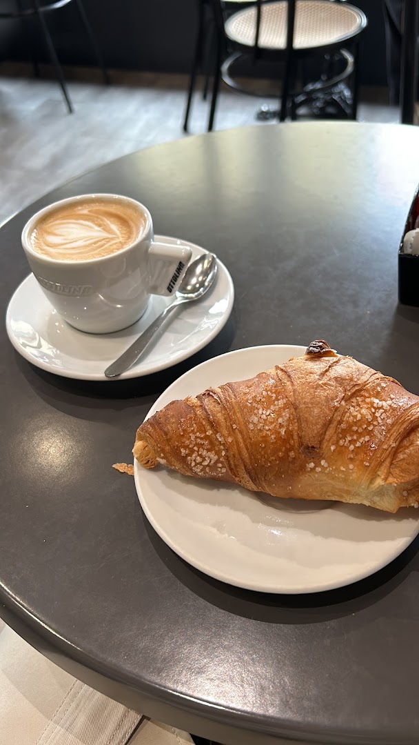 Bar Comasina Gelateria, Milano