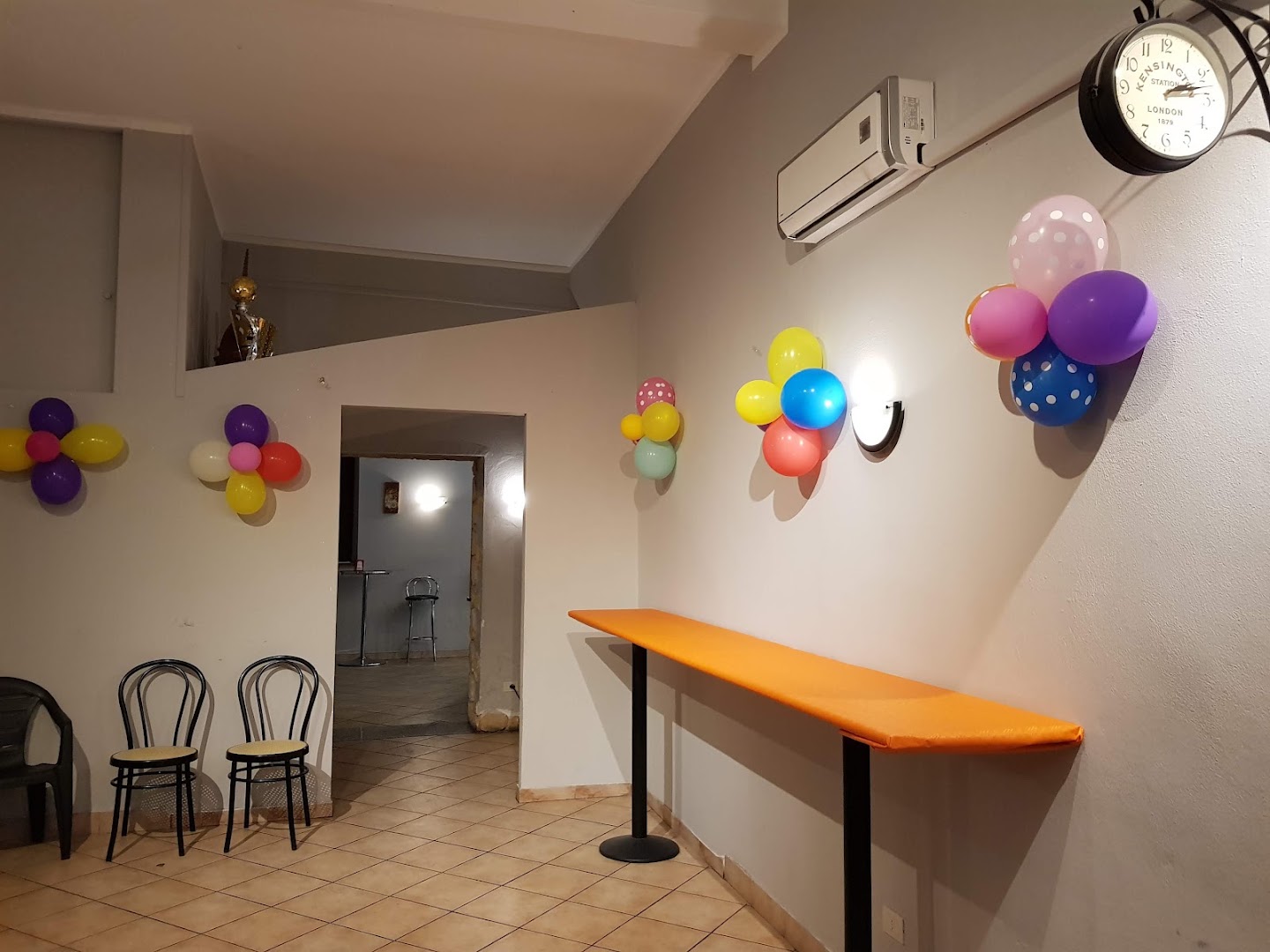 Bar Como