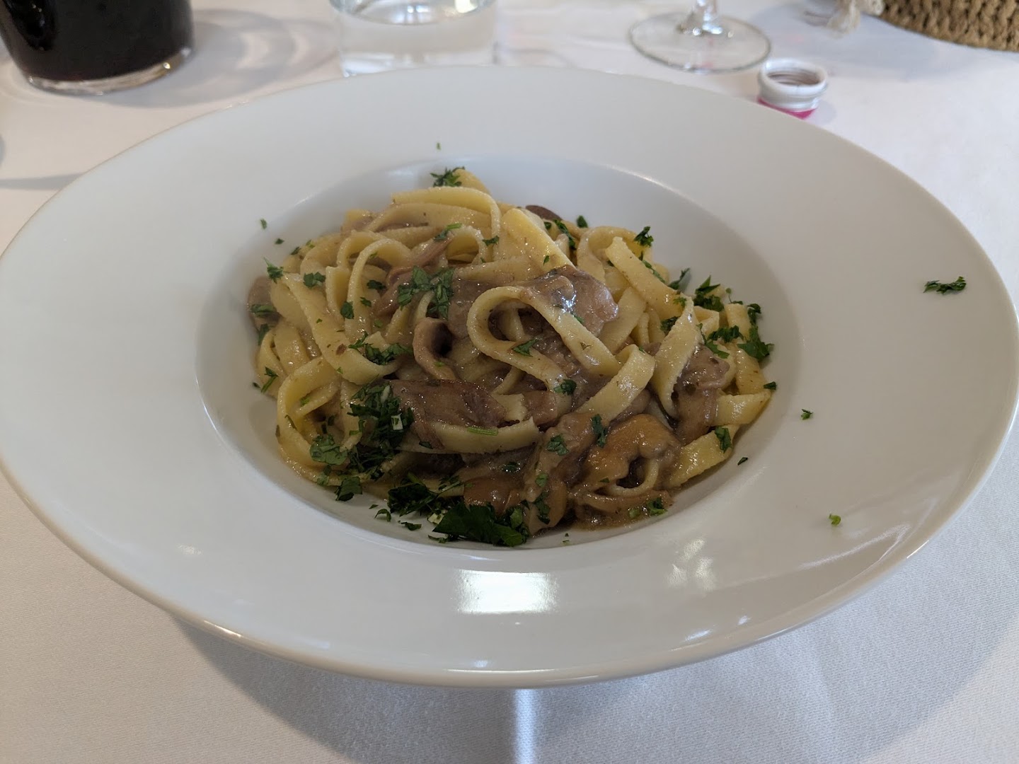 Bar con Cucina Aurora di Bertoli Fiorella, Casto