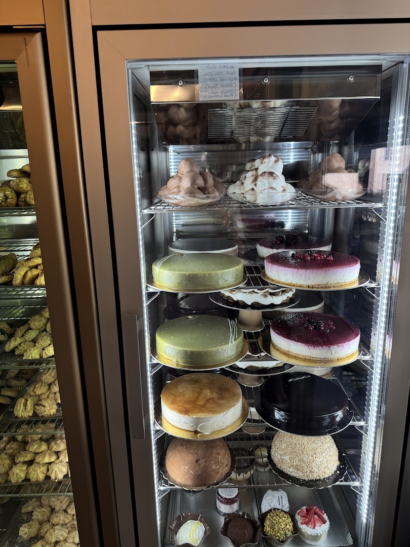 Bar Cornetteria Pasticceria Rosticceria Peccati di Gola Tropea -Specialita' Tipiche -