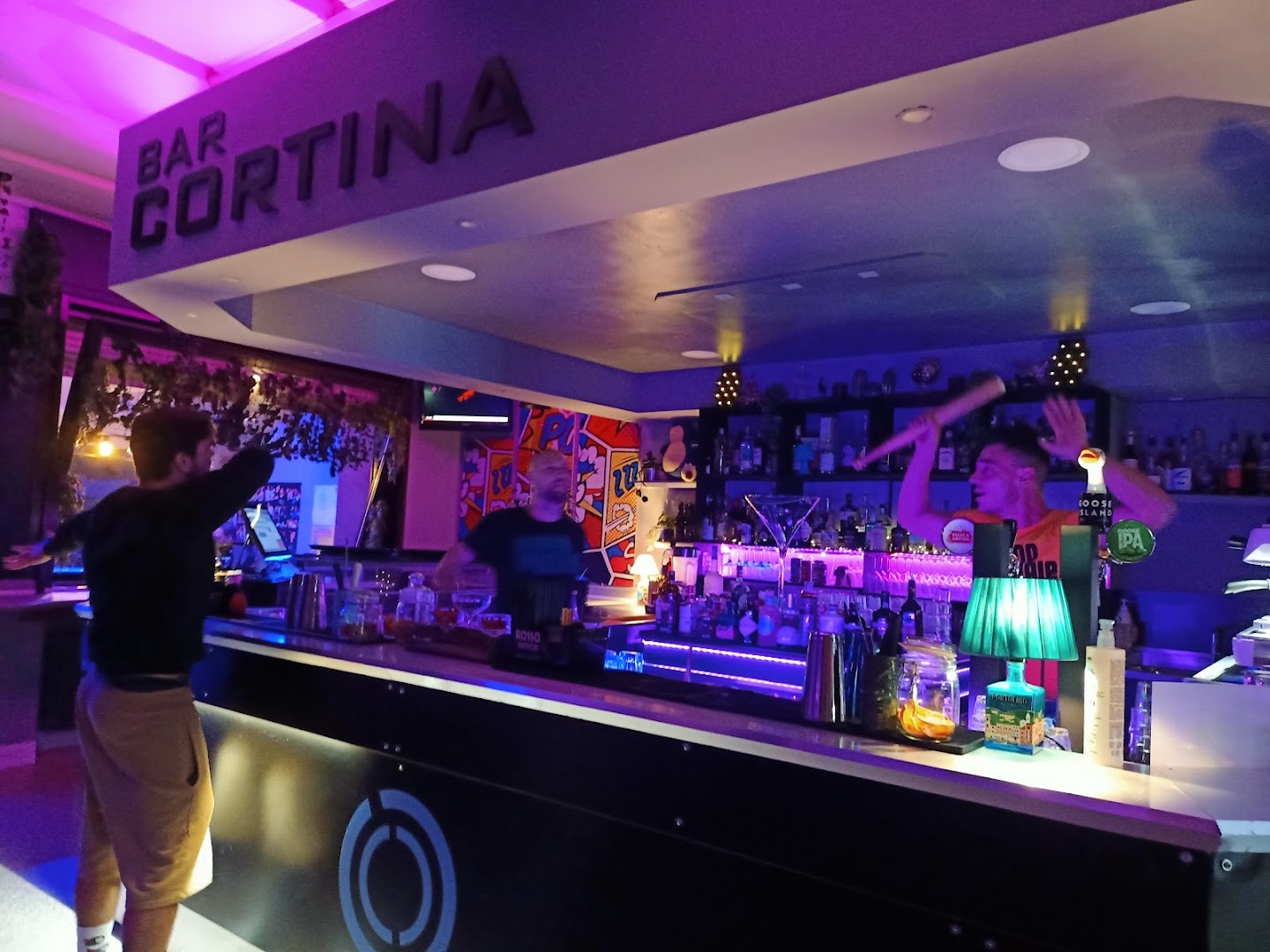 Bar Cortina
