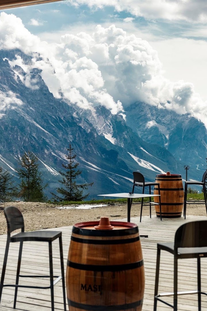 Bar Cortina
