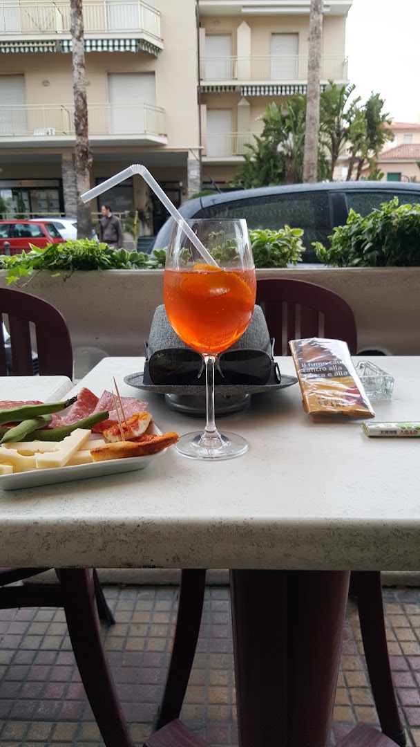 Bar Dallas Di Gozzoli Alex, Bordighera