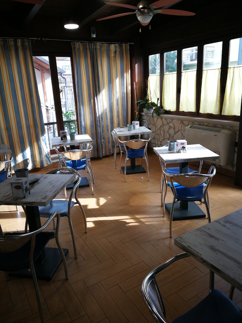 Bar Del Corso Di Salvati Donatella & C. Sas