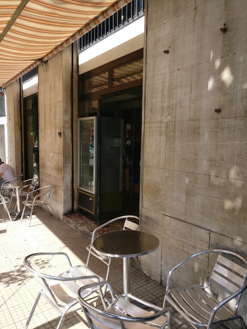 Bar delle Rose Gelateria Graniteria Caffetteria