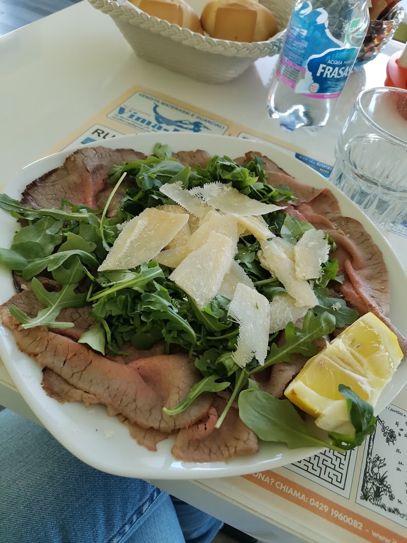 Bar Dogana di Shima Agron