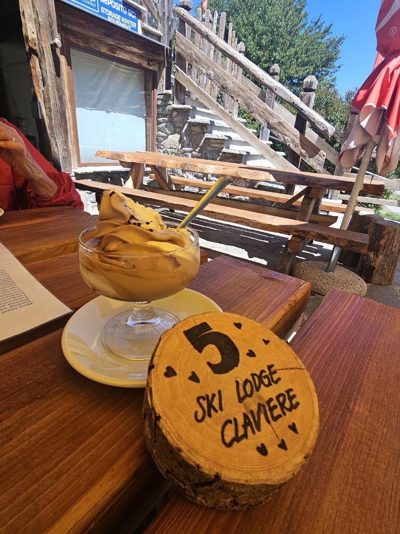 Bar e Noleggio Ski Lodge