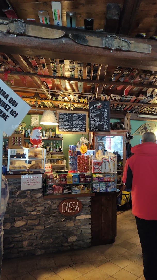 Bar e Noleggio Ski Lodge