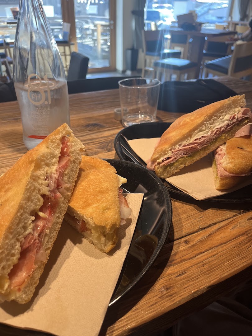 Bar e Snack Zirm