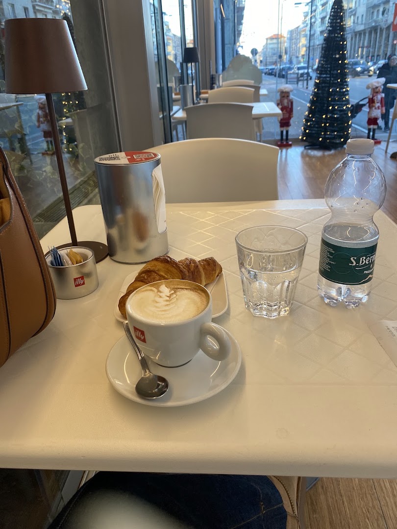 -Bar Edelweiss, Cuneo