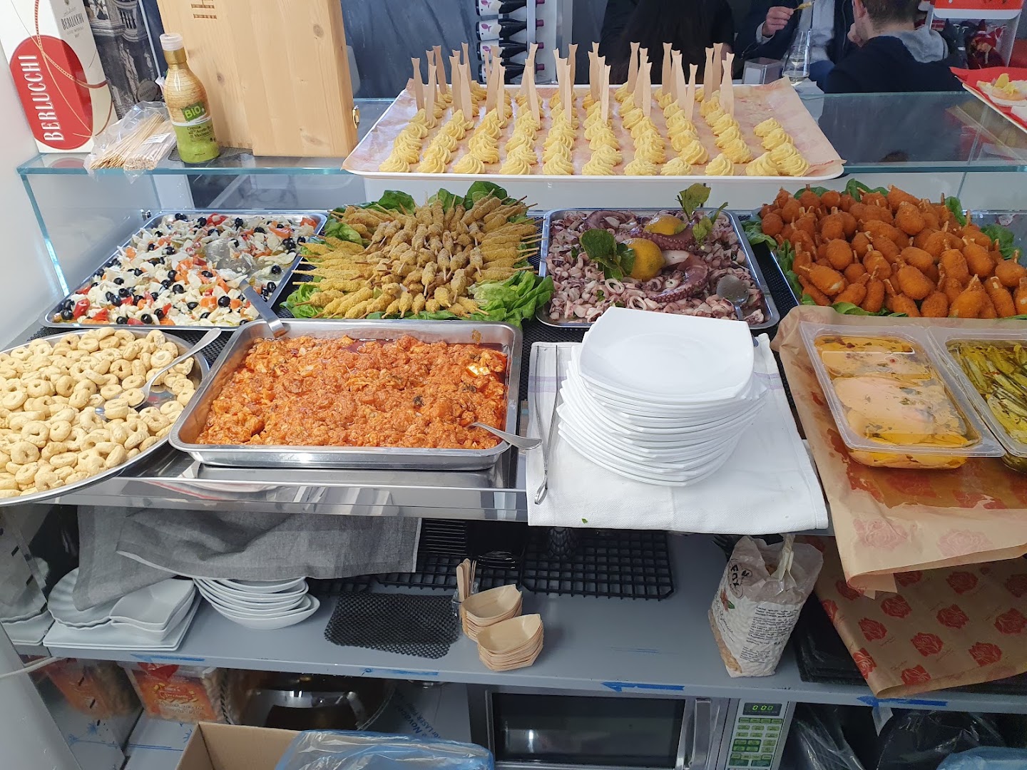 Bar Emiliy