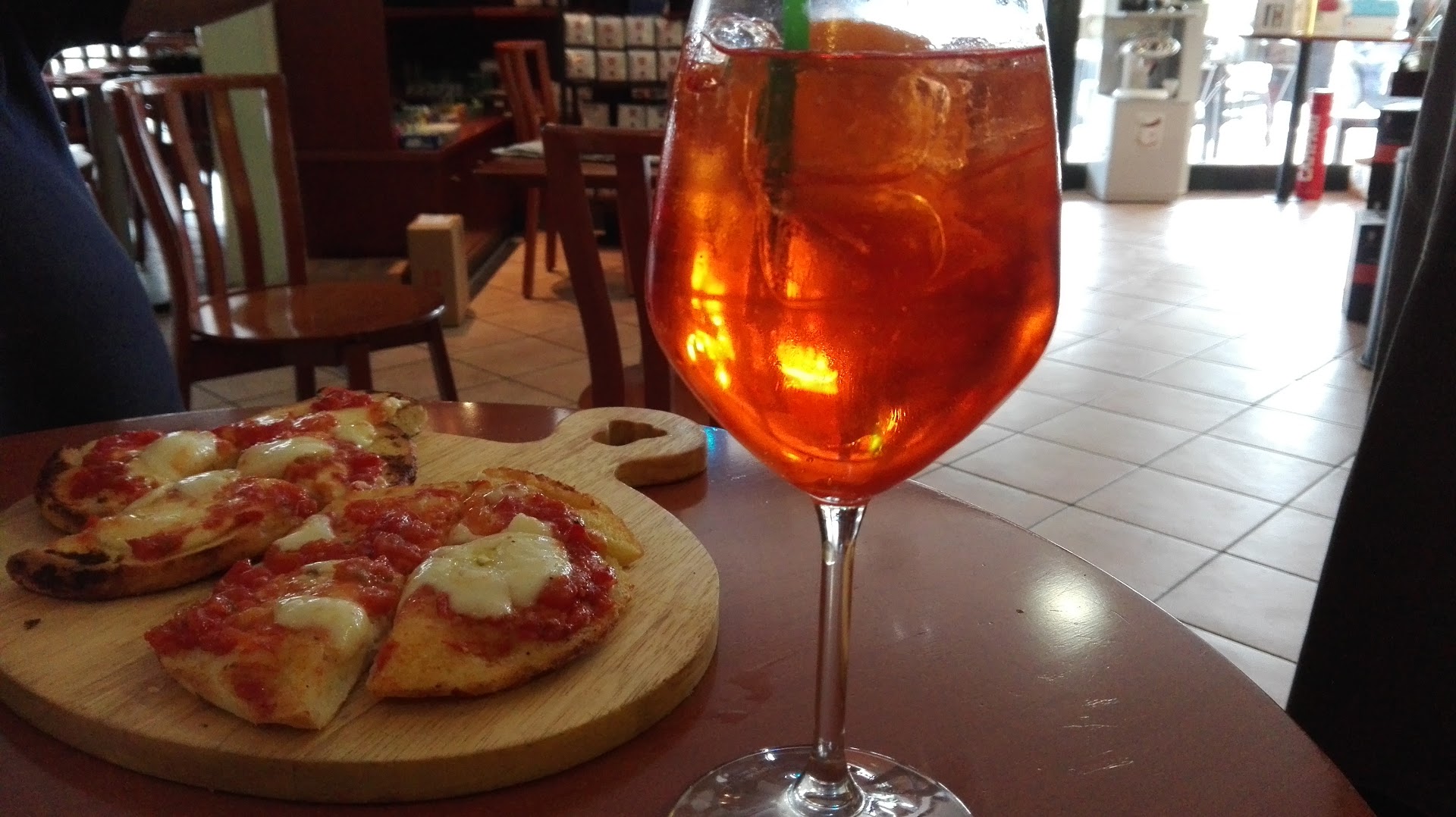 Bar Enoteca Fosco...Enofood