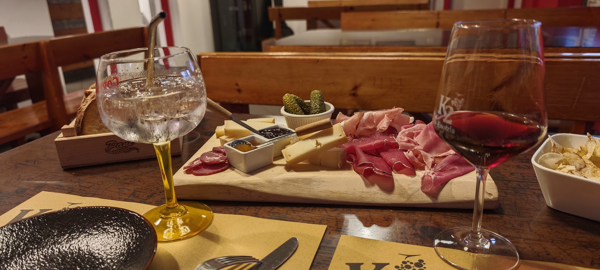 Bar Enotria
