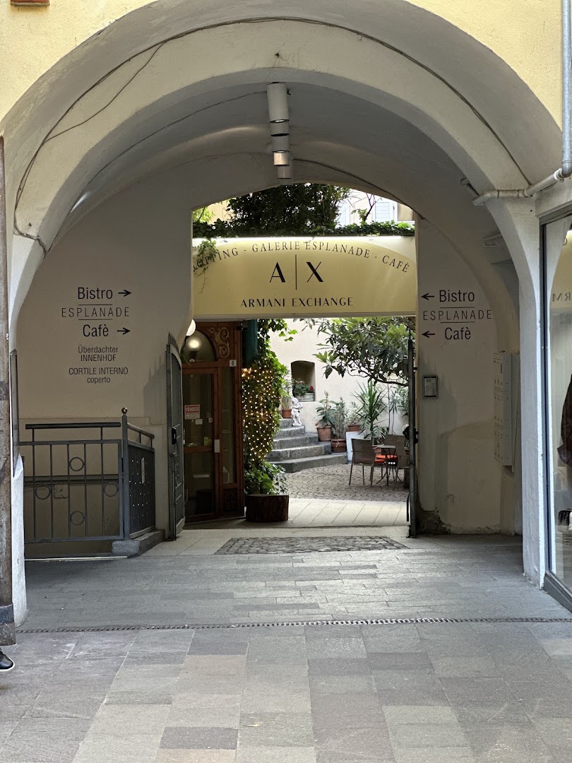 Bar Esplanade