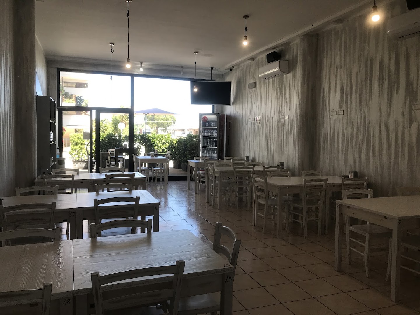 Bar Essenza Drink & Food