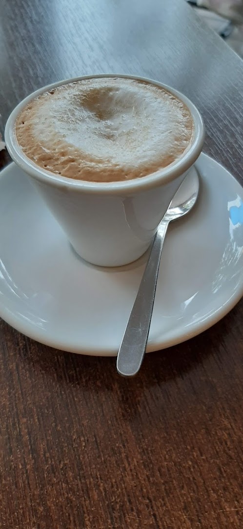BAR ESSENZA