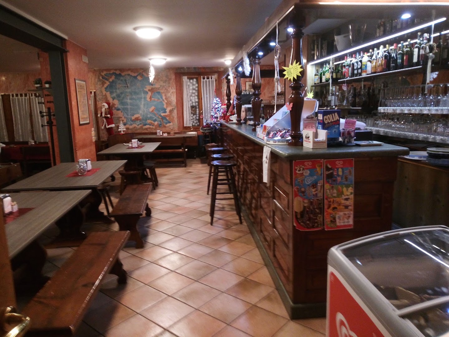 Bar Friend's
