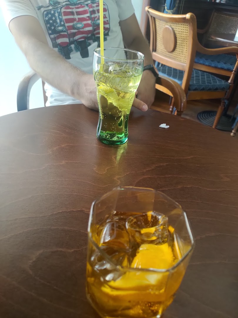 Bar Gambrinus Di Daurelio G. E C. S.A.S., Trani