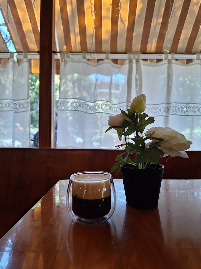 Bar Garden Tre