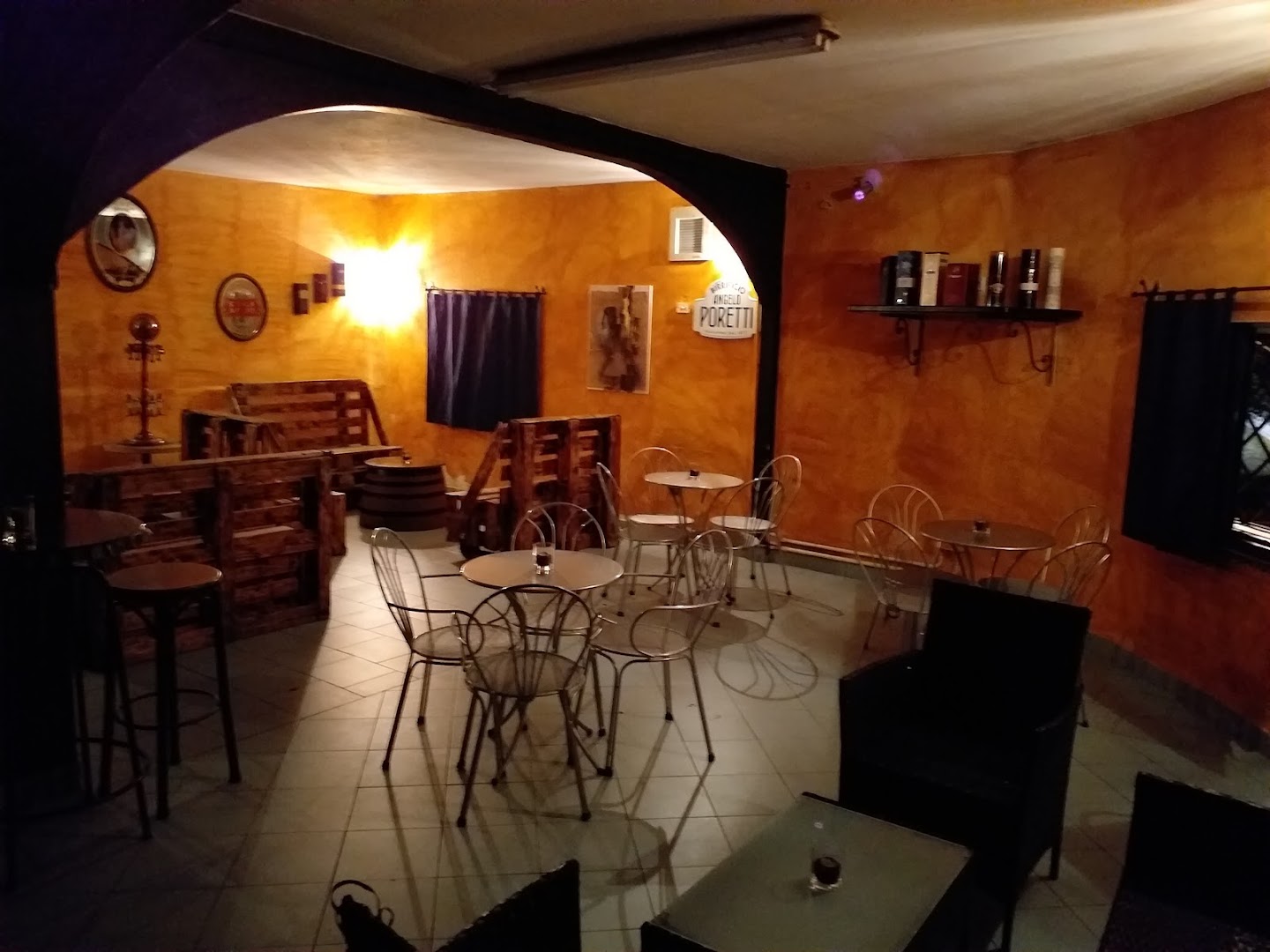 Bar Gege, Aggius