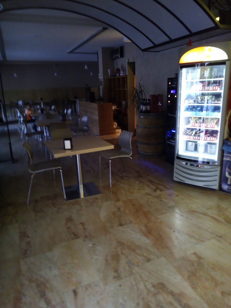 Bar Gelateria 8.5