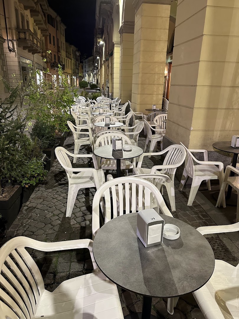 BAR GELATERIA ARZANO, Tortona